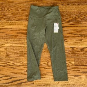 Old navy active army green yoga pants